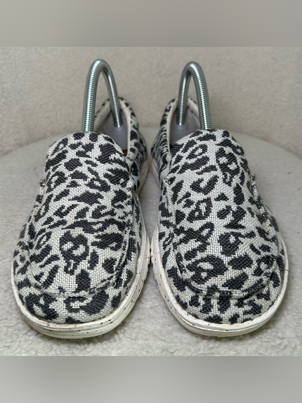 Hey Dude Misty Cheetah Grey Black Slip On Loafers Animal Print Casual Comfort 8 - Picture 3 of 9